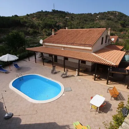 Villa Oriente Pollina
